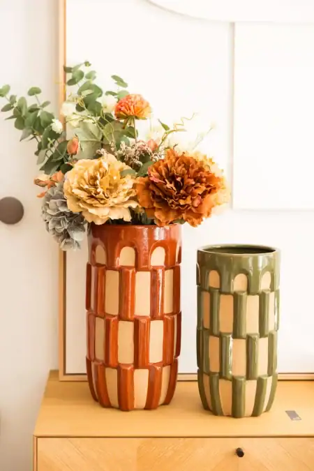 Loja online 109 Vaso decorativo KODU Ziggy Red para interiores contemporâneos